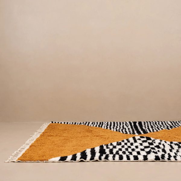 Beni rugs . left side